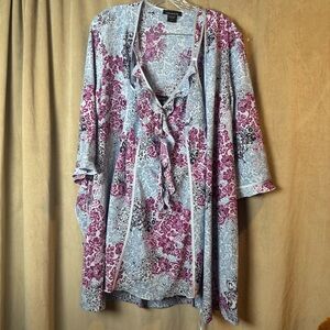Jones New York Floral Robe - flutter VTG style Robe  Chemise Nightie set gown